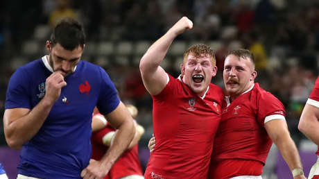VIDEO: Un violento codazo en la cara le cuesta a Francia su eliminación del Mundial de Rugby