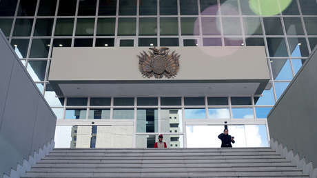 Opositores bolivianos convocan a "paro cívico" por el conteo de votos y seguidores de Morales llaman a defender "el voto rural"