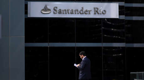 Un hombre pide permiso para faltar a su trabajo y viaja 700 kilómetros para robar un banco en Argentina