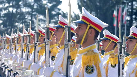 "Los humillamos en tierra, mar y aire": Comandante iraní promete no permitir la menor agresión contra su país tras las amenazas de Trump