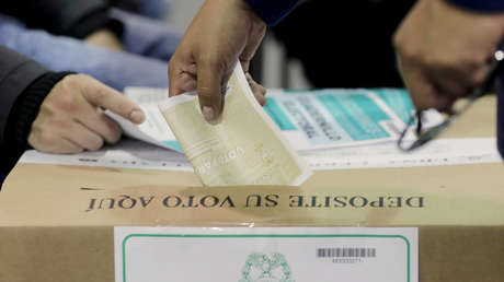 Las regionales en Colombia: la victoria del centro, la derrota del uribismo y una alcaldía para un exguerrillero