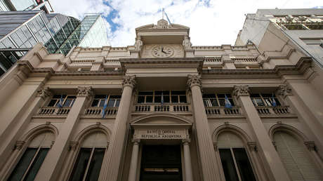 Argentina aumenta el presupuesto del 2019 en 684.000 millones de pesos para pagar deudas y gastos sociales