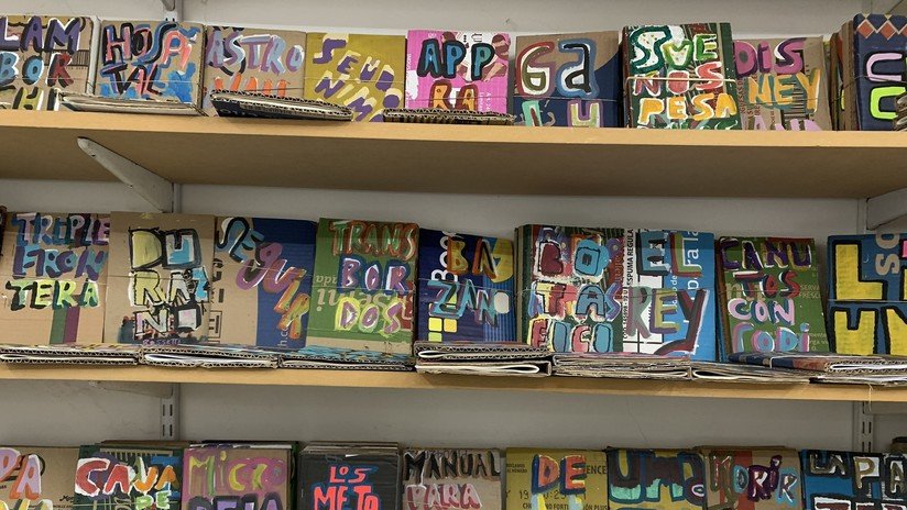 'Eloísa Cartonera', la editorial argentina que nació de la crisis de 2001 y ahora busca sobrevivir a la debacle económica