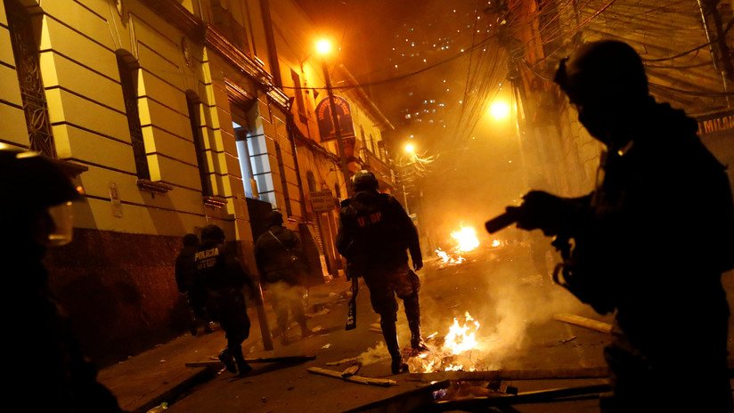 Incendian propiedades de la hermana de Evo Morales, de un alcalde y dos gobernadores bolivianos