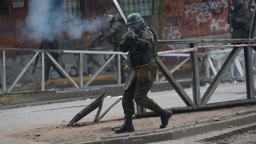 Un universitario podría quedar ciego en Chile por los balines que le dispararon los Carabineros