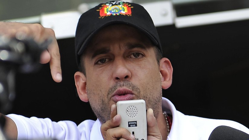 El opositor Camacho afirma que la Policía y el Ejército buscan a Evo Morales para arrestarlo