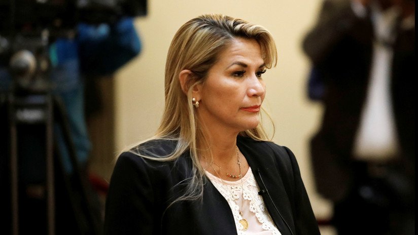 Áñez advierte a Evo que si regresa a Bolivia enfrentará un juicio por "fraude electoral"