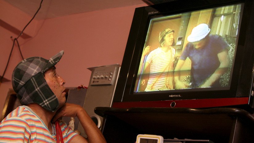 FOTO: Nieto de 'Don Ramón' publica una imagen inédita del elenco de 'El Chavo del 8'