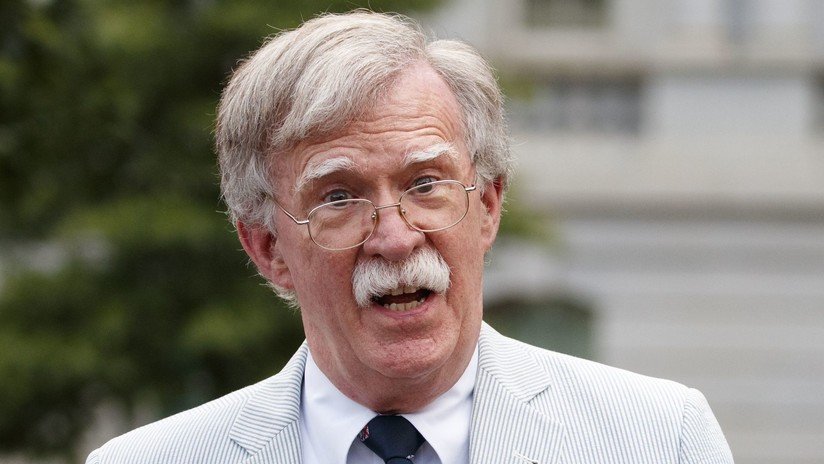 John Bolton reaparece en Twitter tras dos meses de 'silencio' y acusa a la Casa Blanca de bloquearle el acceso a su cuenta personal