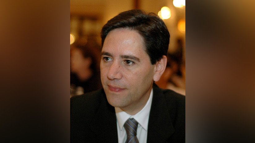 Presidenta de facto de Bolivia designa a Salvador Romero como su opción de vocal para el Tribunal Electoral