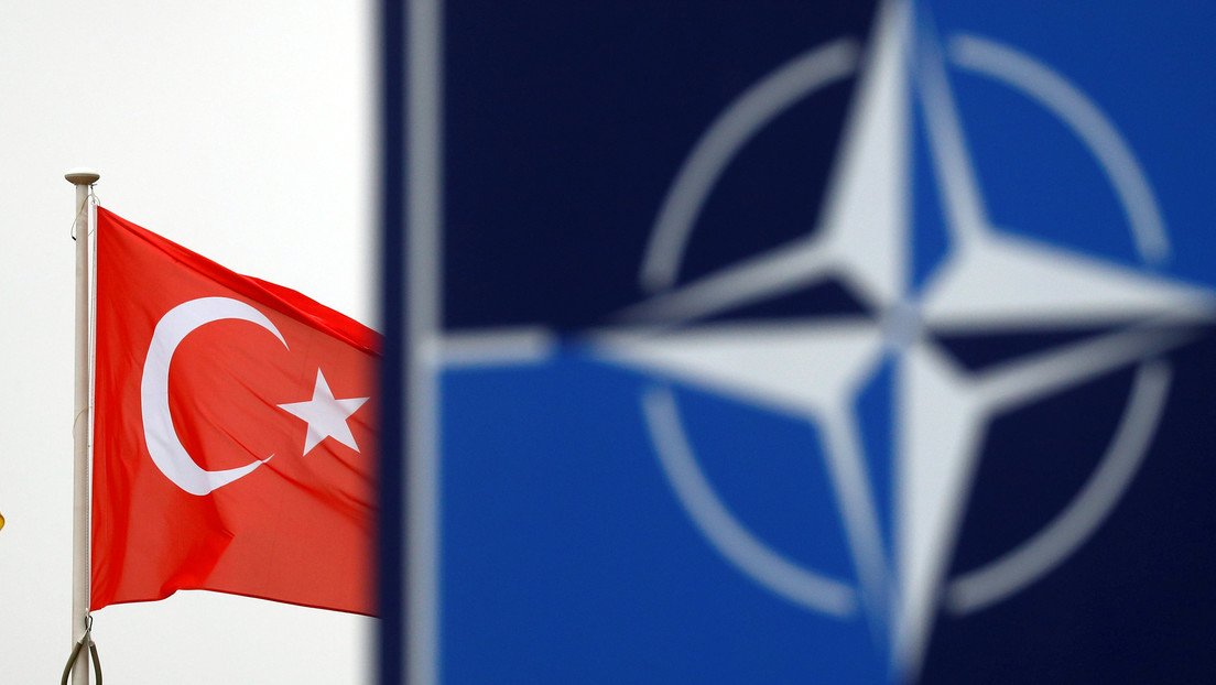 Turquía se niega a respaldar planes de defensa de la OTAN frente a un "ataque de Rusia"