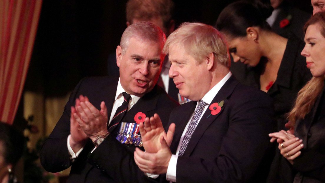 Oficiales del Ejército del Reino Unido piden que despojen de los títulos militares al príncipe Andrés por su amistad con Epstein