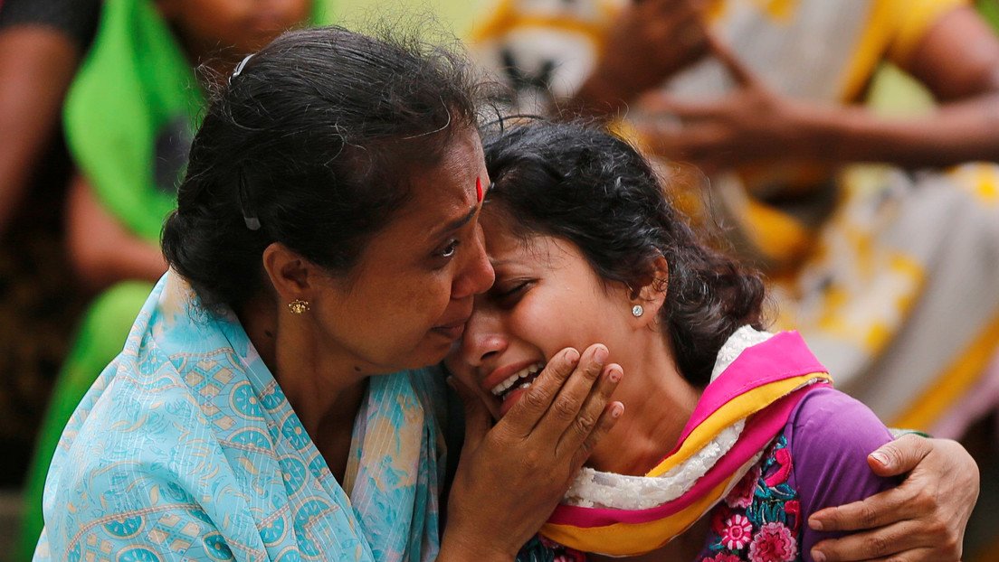 "Quiero que lo quemen vivo": Los padres de la veterinaria violada y calcinada en la India exigen justicia