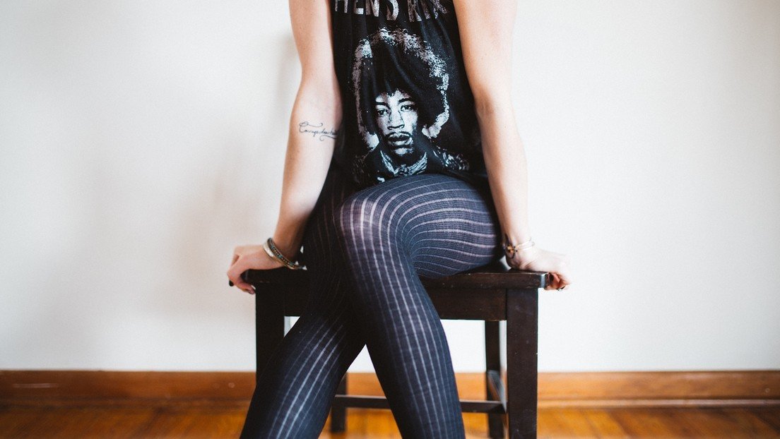 El Reto de la Silla: estalla un nuevo desafío viral que sólo pueden repetir las mujeres (VIDEO)