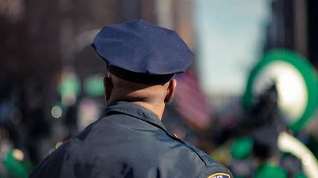 VIDEO: Un policía argentino de civil planta cara a una banda de ladrones y frustra un atraco en una carnicería