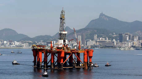 La estatal Petrobras logra la adjudicación de dos bloques en la mayor subasta petrolera de Brasil