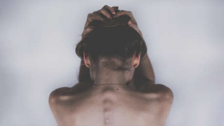 Una exadicta que trataba de suicidarse y fue arrestada 6 veces muestra la transformación que experimentó tras dejar las drogas