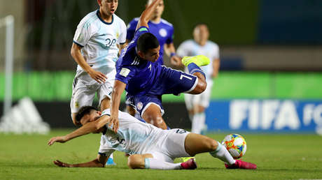 VIDEO: La reacción del entrenador de la selección juvenil argentina que evitó una pelea con Paraguay en el Mundial Sub-17