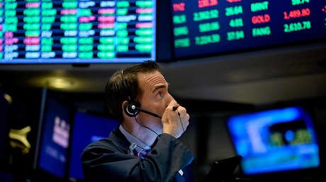 Wall Street cae tras afirmar Trump que EE.UU y China no acordaron eliminar los aranceles