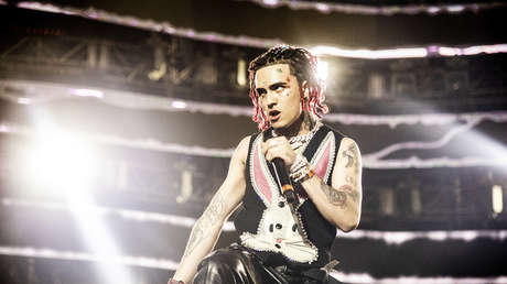 VIDEO: El rapero Lil Pump es mordido por una serpiente en el rodaje de un videoclip