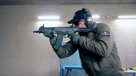 El consorcio Kaláshnikov desarrolla fusiles automáticos compactos para tanquistas y pilotos