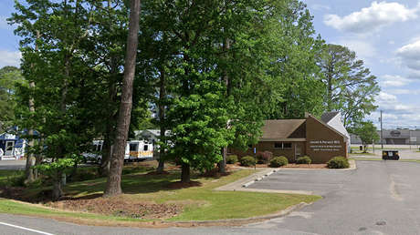 Detienen a un médico en EE.UU por esterilizar a mujeres con operaciones innecesarias