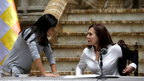 El Gobierno de facto de Bolivia anuncia el cese de todos los embajadores designados por Evo Morales