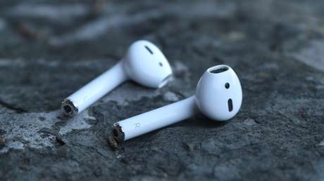 VIDEOS: Cubre con 'AirPods' los suelos de las calles de San Francisco (pero no son lo que parecen)