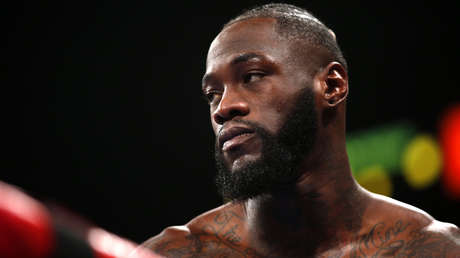 VIDEO: Deontay Wilder iguala a Muhammad Ali y defiende su título por décima vez consecutiva noqueando a Luis Ortiz