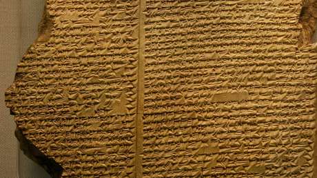 Descubren el primer ejemplo de 'fake news' en una tablilla babilónica sobre el arca de Noé
