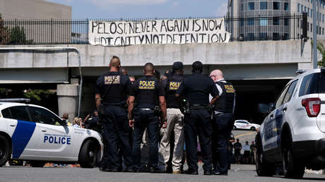 EE.UU. crea una universidad falsa para deportar a migrantes ilegales y 250 estudiantes acaban detenidos