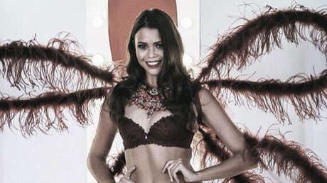 Investigan como asesinato el caso de la modelo que cayó desnuda de un balcón