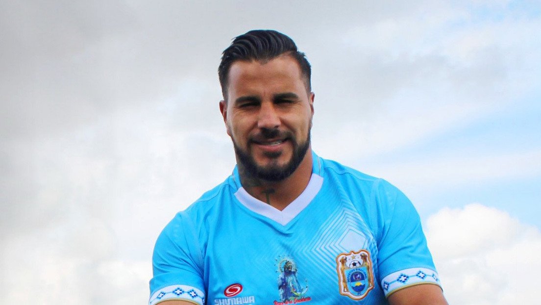 Muere un futbolista peruano tras sufrir un accidente de tránsito a pocos días de jugar la final del campeonato de Perú