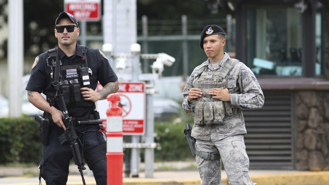 Un marinero abre fuego y mata a dos personas en la base estadounidense de Pearl Harbor