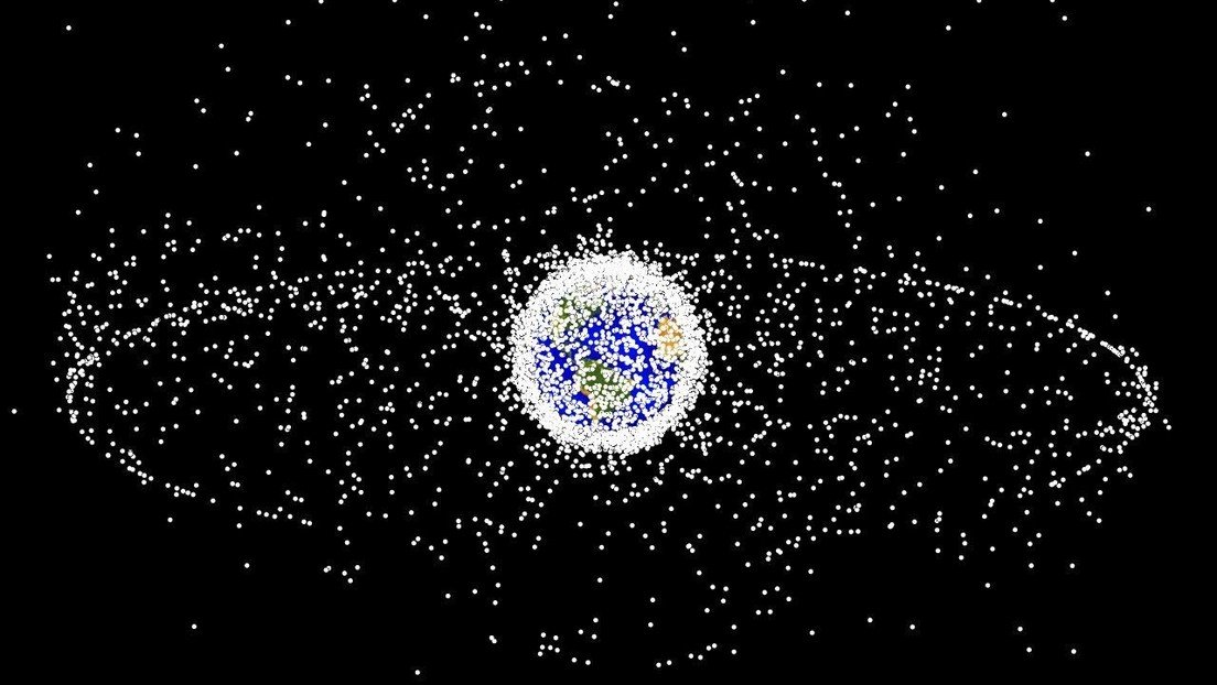 La ESA declara la guerra a la basura espacial con un 'robot-barrendero' de cuatro brazos
