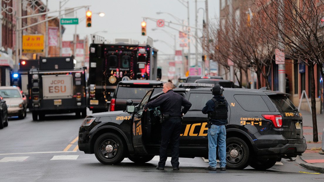EE.UU.: Personas armadas protagonizan un tiroteo cerca de un supermercado en Nueva Jersey