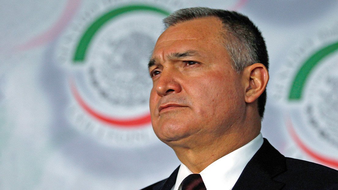 Las secuelas del arresto de García Luna en México: el deslinde de Calderón, investigación de la FGR y congelamiento de cuentas