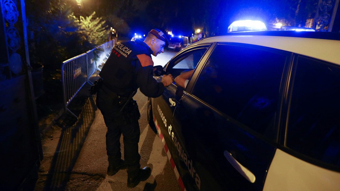 Halla muertas a sus dos hijas en casa y poco después su mujer se suicida arrojándose contra un camión