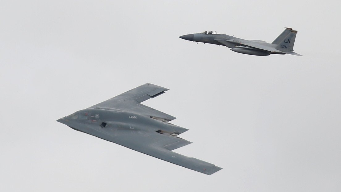 "Nuevos aviones, buques y misiles": Trump augura nuevo equipamiento militar tras firmar "la mayor inversión jamás hecha" en el Ejército de EE.UU.