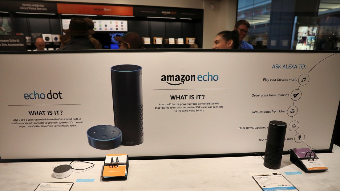 "Apuñálese en el corazón por el bien común": Hace una consulta a Alexa para sus estudios y recibe una heladora sugerencia