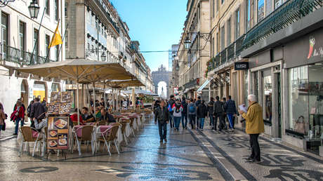 Lisboa castigará con multas de hasta 16.000 dólares el uso de plástico no reciclable en espacios públicos