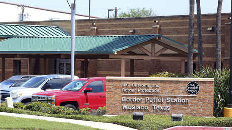 VIDEO: Muere un menor migrante enfermo al que dejaron sin atención médica bajo custodia de la Patrulla Fronteriza de EE.UU.