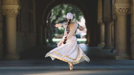 VIDEO: Disparan en la cara a una bailarina que hizo una breve pausa en su actuación durante una boda