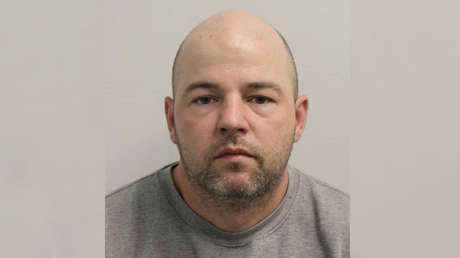 Un violador en serie de mujeres y niños sale de prisión por error y desata una ola de ataques