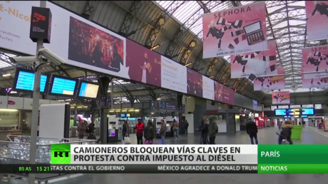 Choques con la Policía y gases lacrimógenos en la 56.ª marcha de los 'chalecos amarillos'
