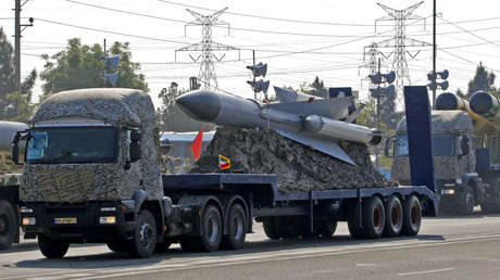 Israel considera como "una opción" bombardear a Irán para evitar que "obtenga armas nucleares"