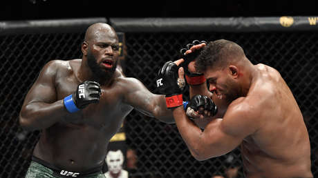 VIDEO: Momento en que le 'explota' el labio a un luchador de la UFC tras un brutal derechazo