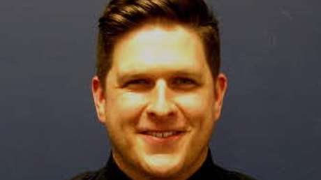 Un sargento de Policía es tiroteado cuando iba a socorrer en EE.UU. a una víctima de violencia doméstica