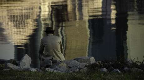 "No tenía a nadie con quien hablar": Cuida el cadáver de su padre casi un mes por miedo a estar solo