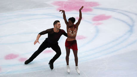 Investigan a un patinador francés por presuntamente enviar fotos sexuales a una niña de 13 años